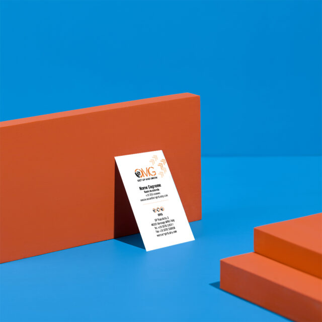 OMG | Biglietto da visita by Newton